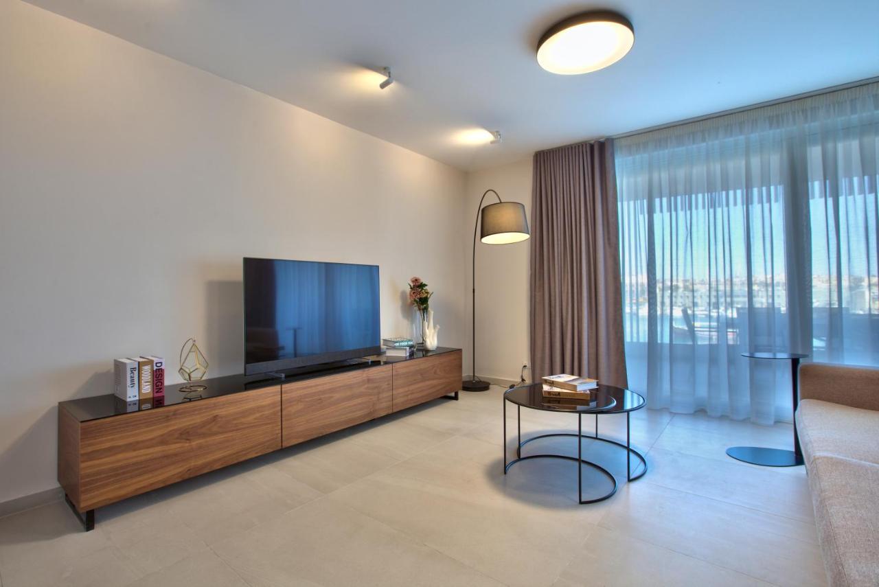 Sea Front Spacious Valletta Views Apartments スリーマ エクステリア 写真